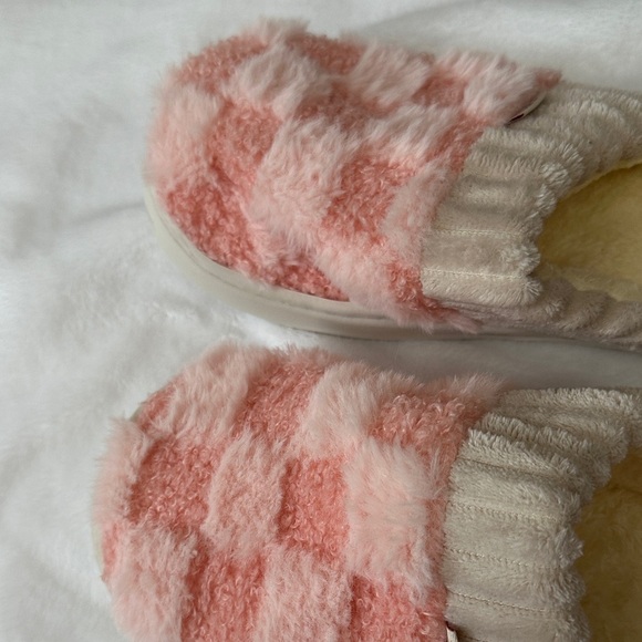 Pink and Cream Fuzzy Slippers - Picture 2 of 4